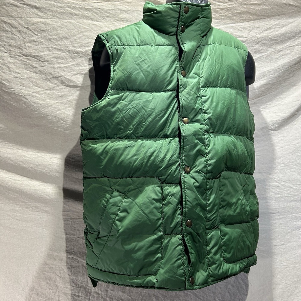 Lands End Mens Green Puffer Vest Size Medium 38-40 Snap Front Insulated Gilet